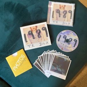 Taylor Swift 1989 T.S. D.L.X. Cd